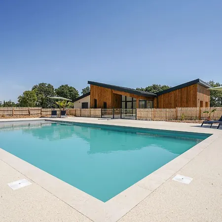 N°35, Piscine Commune, 1